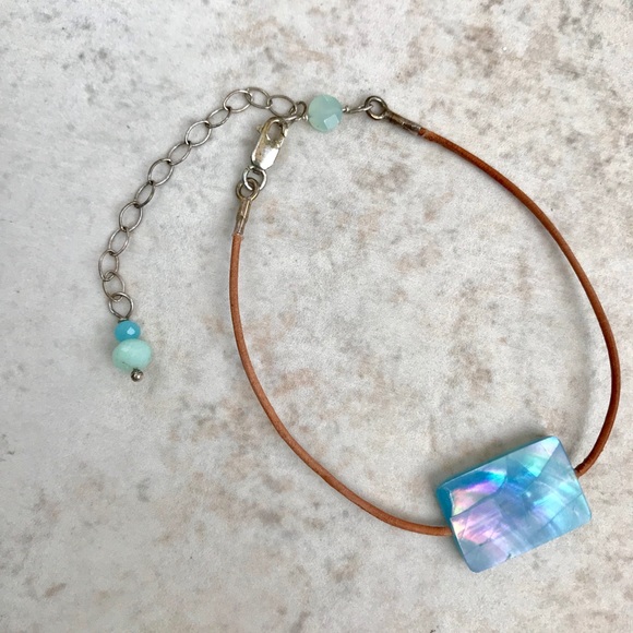 SBW Dyed shell bracelet - Picture 3 of 8